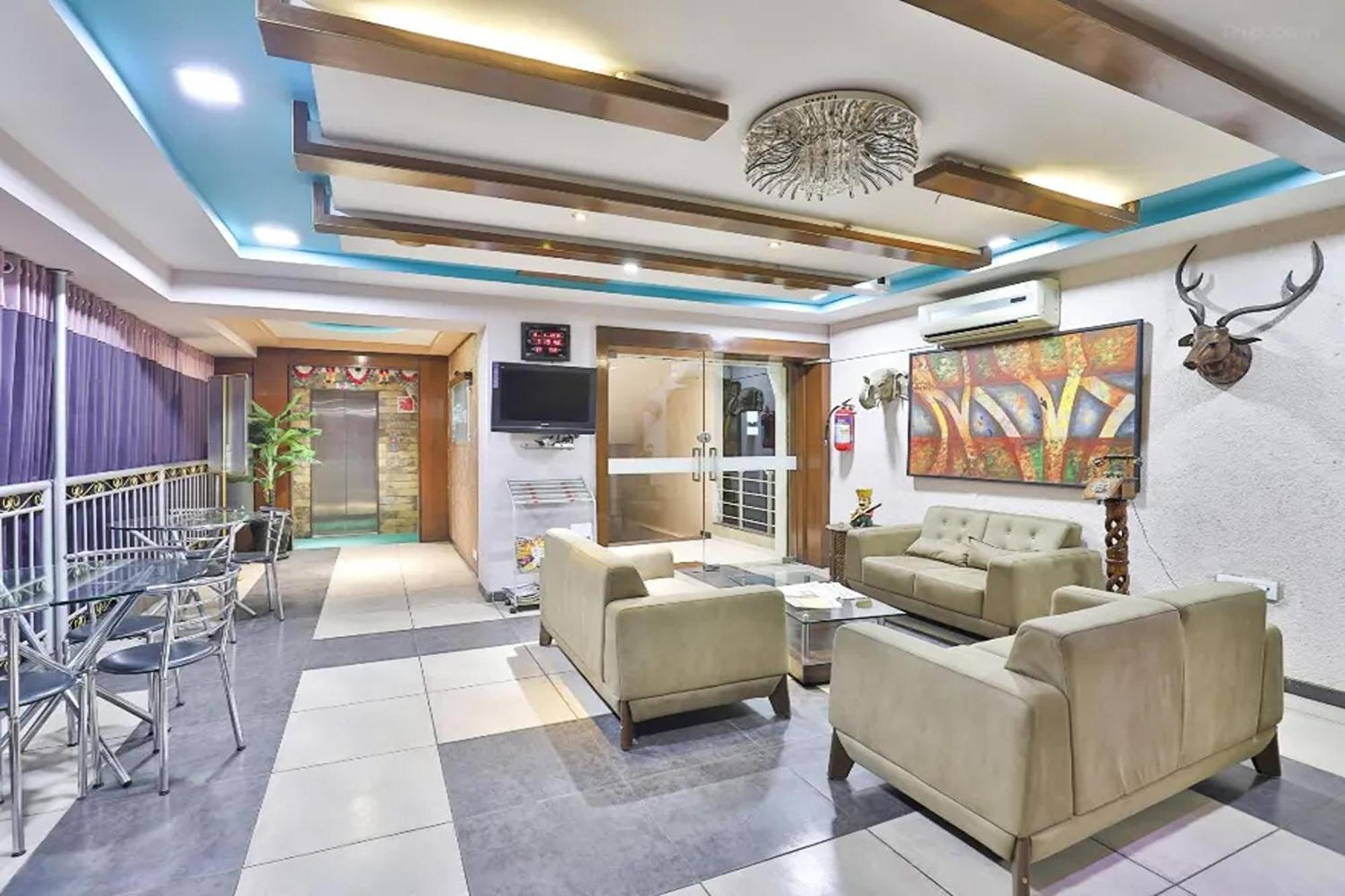 Hotel Shailly Inn Ahmedabad Eksteriør bilde